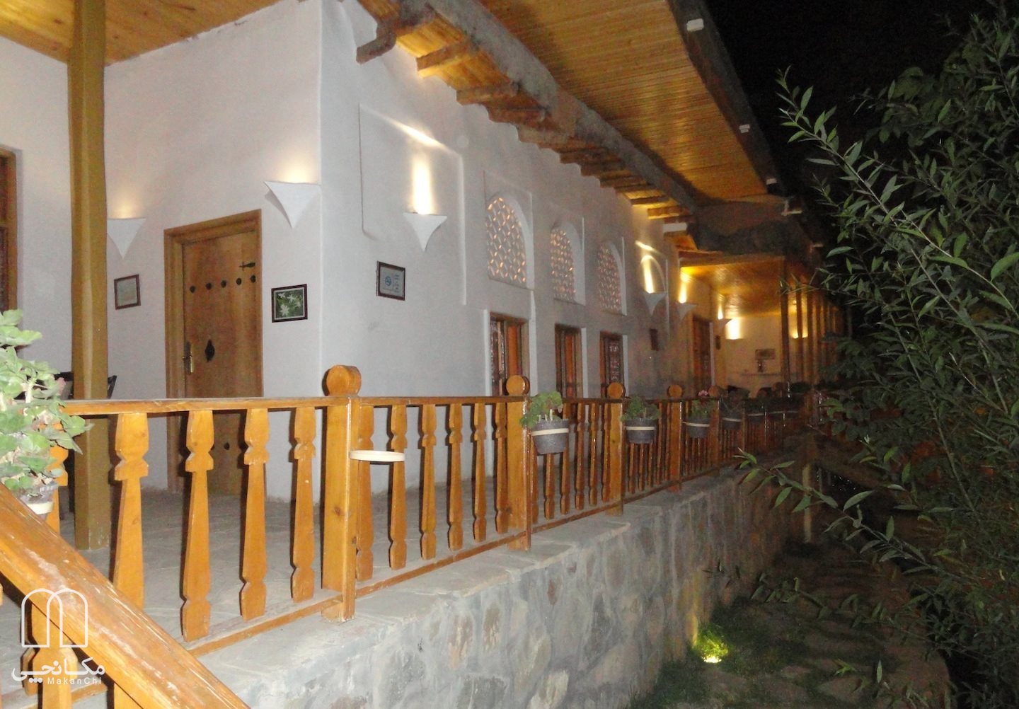 هتل سنتی خانه گل شهمیرزاد سمنان