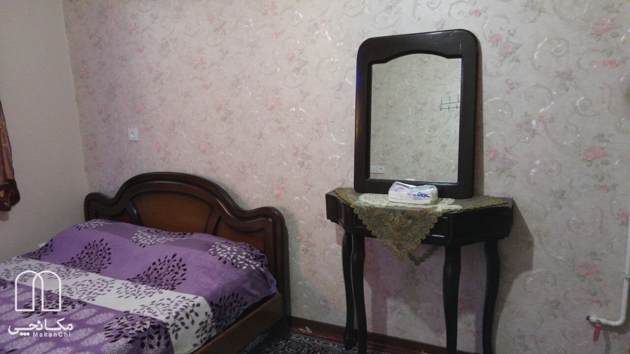 آپارتمان یکخوابه در همدان