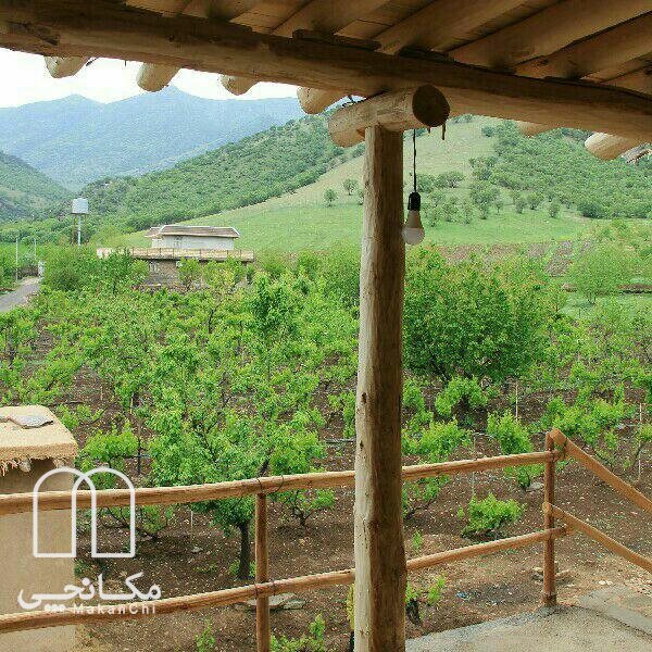 اقامتگاه بومگردی قلعه سنگ در خرم آباد