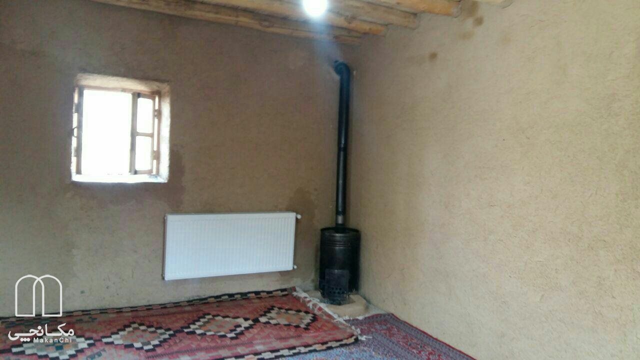 اقامتگاه بومگردی قلعه سنگ در خرم آباد