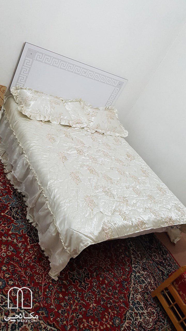 واحد دو خوابه در طاق بستان کرمانشاه