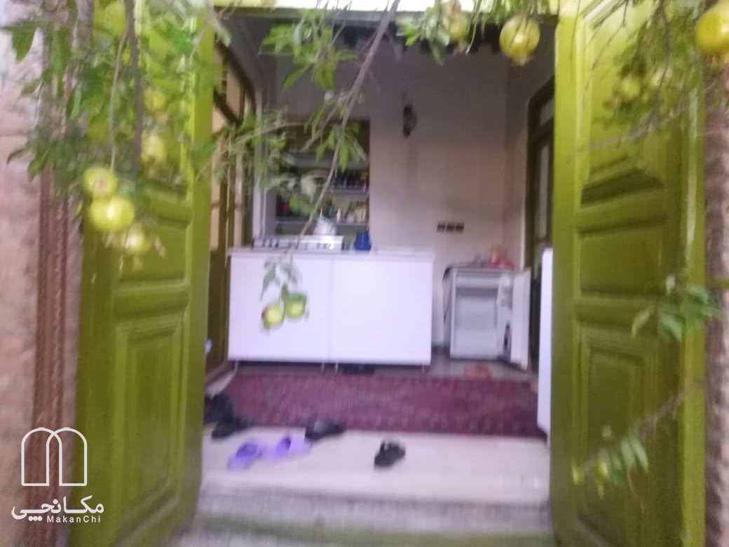 خانه باغ دربست در قزوین