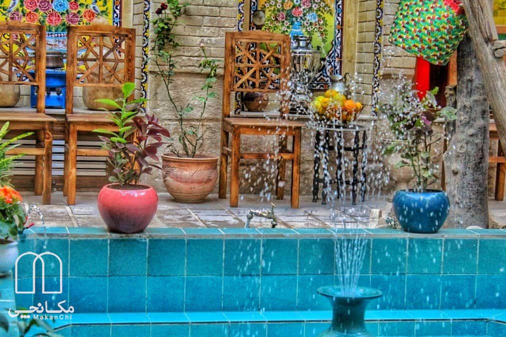 اقامتگاه بومگردی ماه سلطان شیراز
