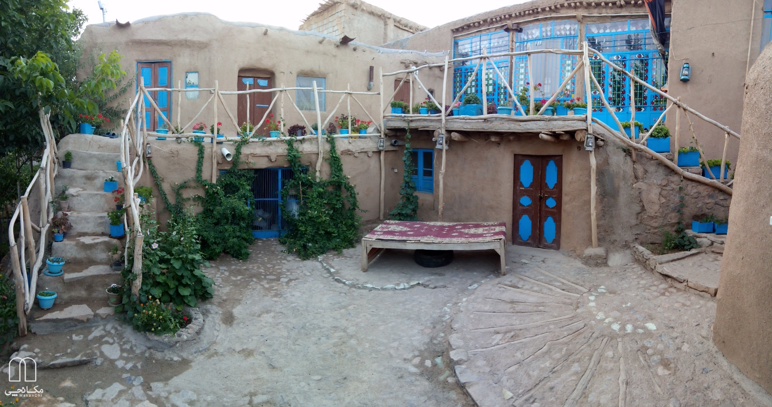 بومگردی عمارت گلی ابر (سپیدار) روستای ابر