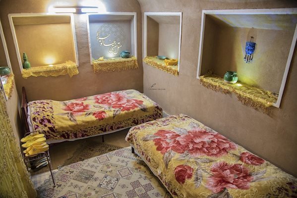 هتل سنتی خالو میرزا در عقدا