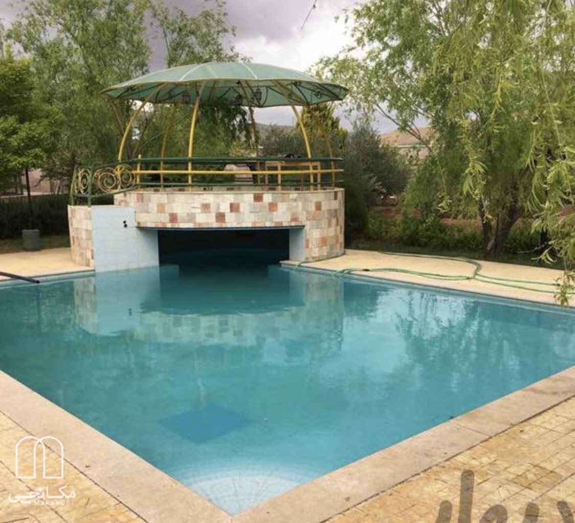 باغ ویلا در قلات شیراز