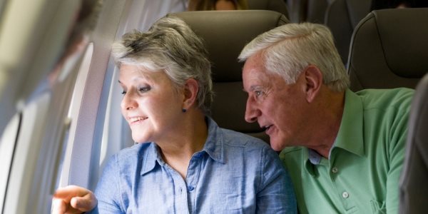 پرواز با والدین مسن