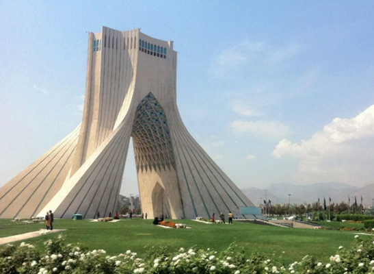 تهران: ترکیبی از مدرنیته و تاریخ