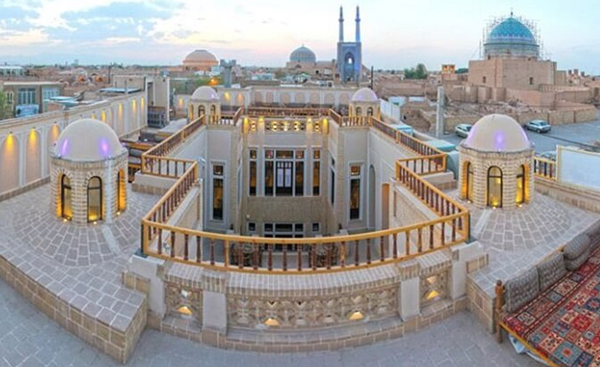 یزد: رمانس زیر آسمان کویر