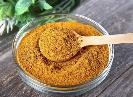 اهمیت مواد اولیه و سنت‌ های محلی