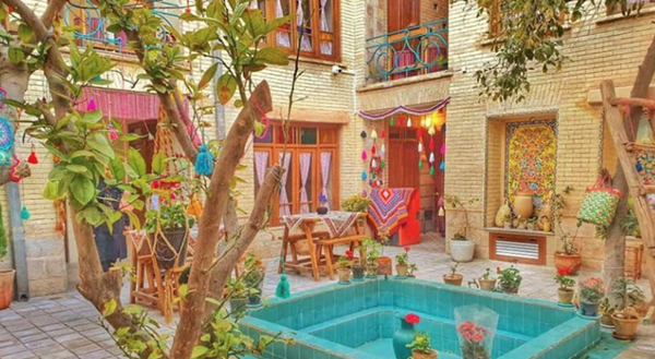 تعریف و ماهیت اقامتگاه بومگردی در ایران