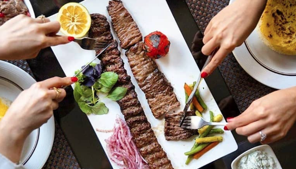 منو و تخصص‌ های رستوران رازقی