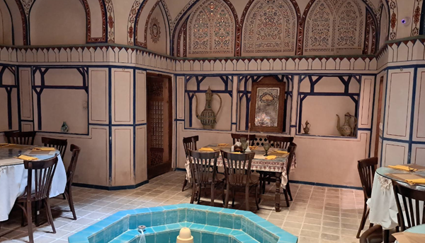نظرات کاربران رستوران مهینستان راهب (گوگل و شبکه‌ های اجتماعی)