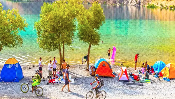 اقامت و تفریحات در دریاچه گهر