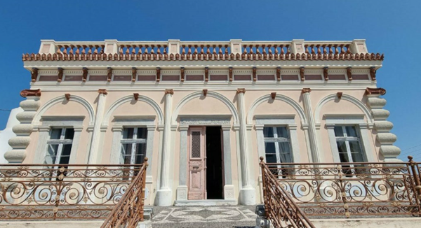 عمارت نئوکلاسیک آرگیروس (Argyros Mansion)