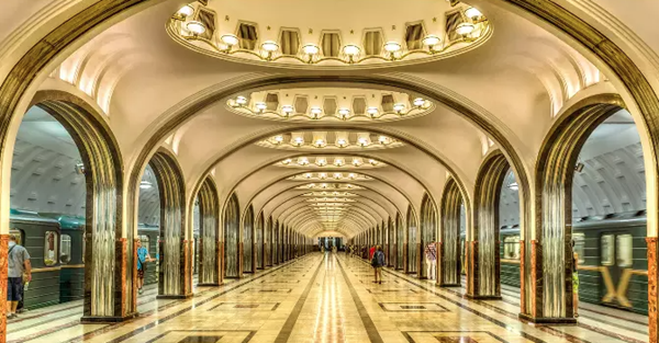 متروی تاریخی مسکو (Moscow Metro)