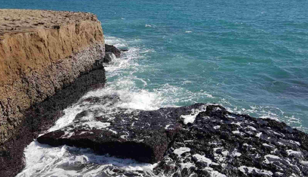 ساحل صخره‌ ای (دریای بزرگ)