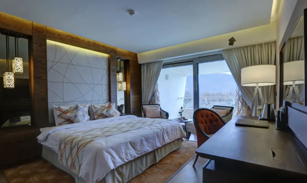 تاثیر گردشگری خارجی و استانداردسازی خدمات در غرب مازندران