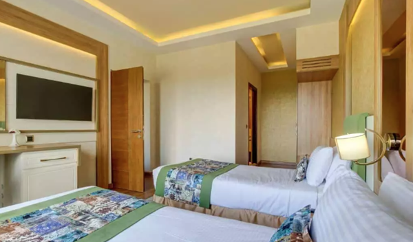 هتل پارسیان آزادی رامسر (۴ ستاره)