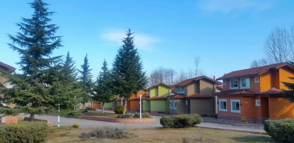 مزایای انتخاب اقامتگاه‌ های جنگلی در پاییز