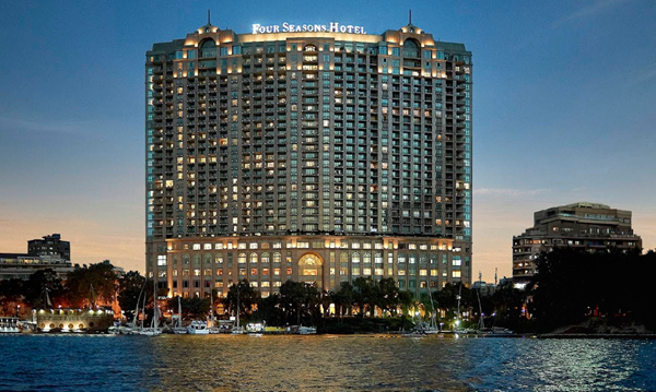 فور سیزنز هتل قاهره ات نایل پلازا (Four Seasons Hotel Cairo at Nile Plaza)