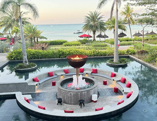 لوکس گرند بای: شاهکار معماری و سبک زندگی