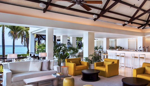 لوکس لو مورن: تماشای غروب در پای کوه یونسکو