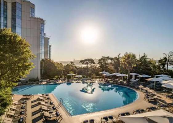 هتل سوئیس&zwnj; اوتل بسفر؛ آرامش در تپه ماچکا